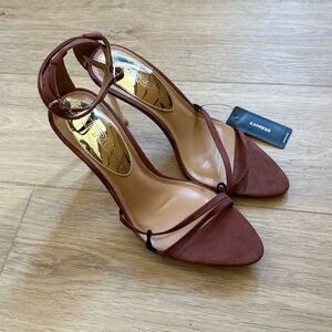 NWT EXPRESS Brown Suede Strappy Chic Sandals
